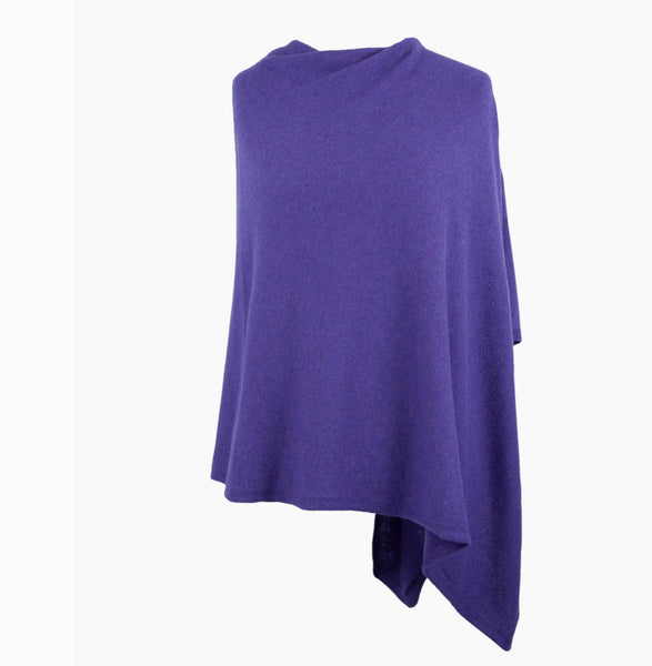 Cashmere blend poncho in Rose pink