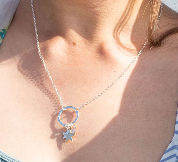 Circle and stars necklace