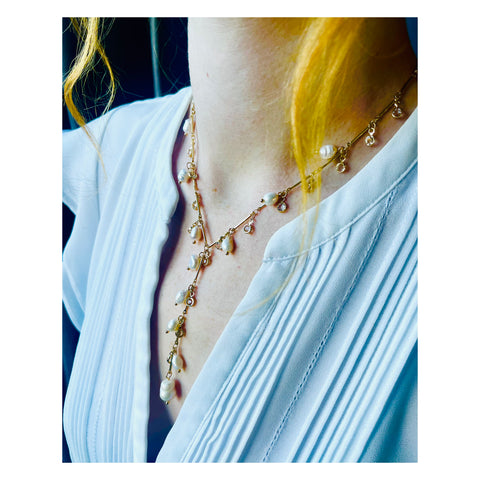 Pearl droplet lariat necklace