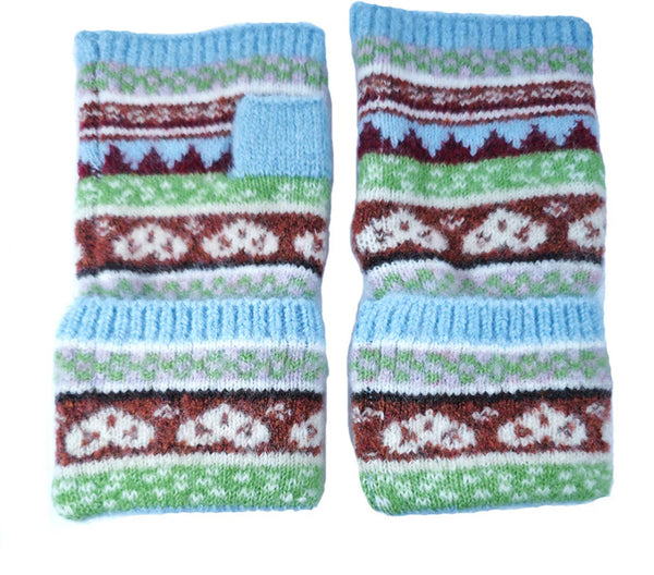 Nordic style mittens