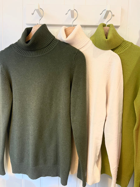 Roll neck jumper
