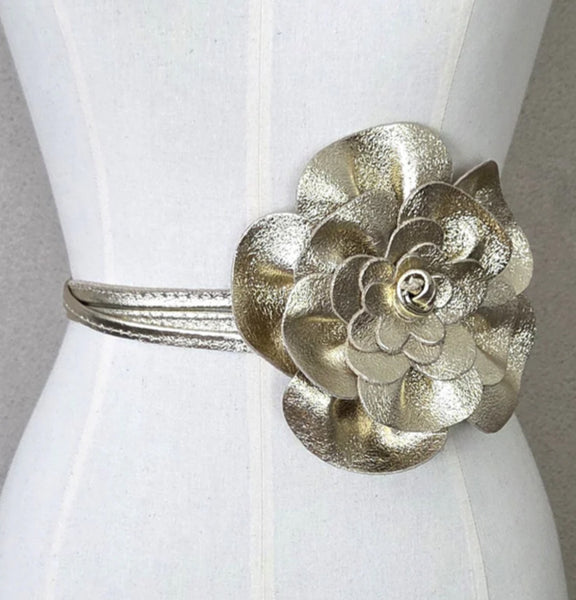 Leather flower corsage belt