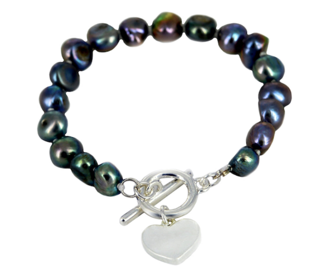 Navy Pearl heart bracelet