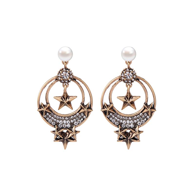 Pearl and crystal circle earrings
